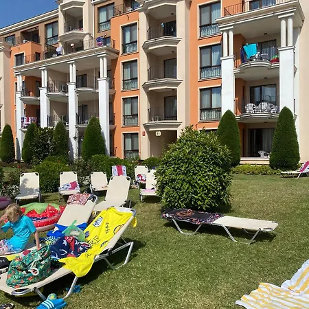 Sea View On The Sunny Appartement