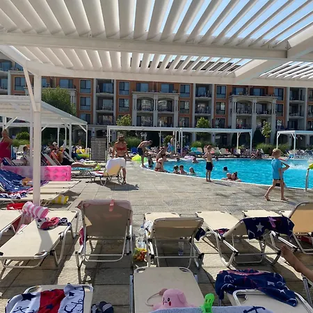 Sea View On The Sunny Apartment