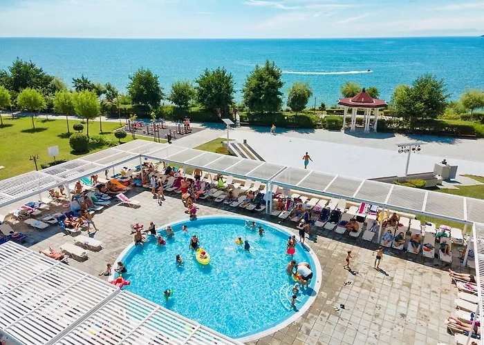 Апартамент Sea View On The Sunny