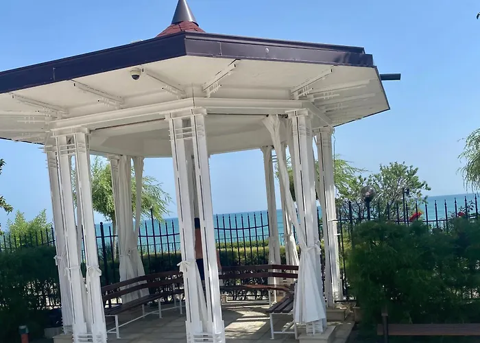 Апартамент Sea View On The Sunny *