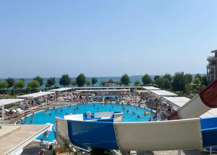 Sea View On The Sunny Апартамент Свети Влас