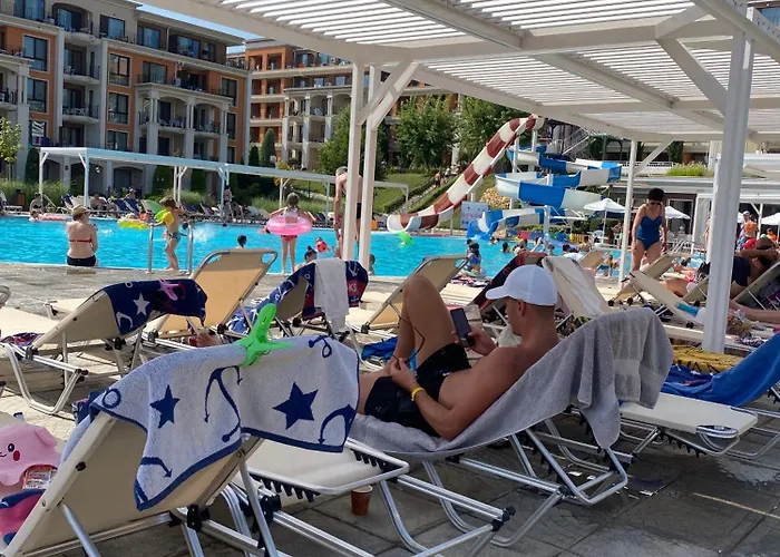 Sea View On The Sunny Апартамент *