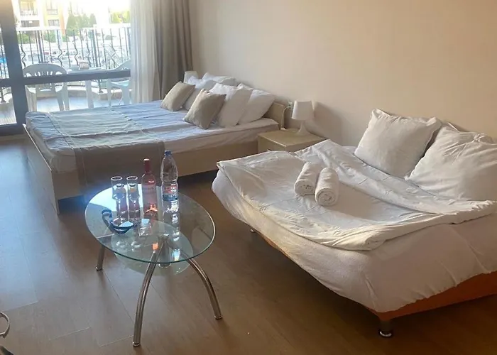 Апартамент Sea View On The Sunny Свети Влас