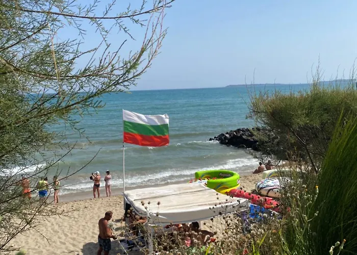 Апартамент Sea View On The Sunny Свети Влас