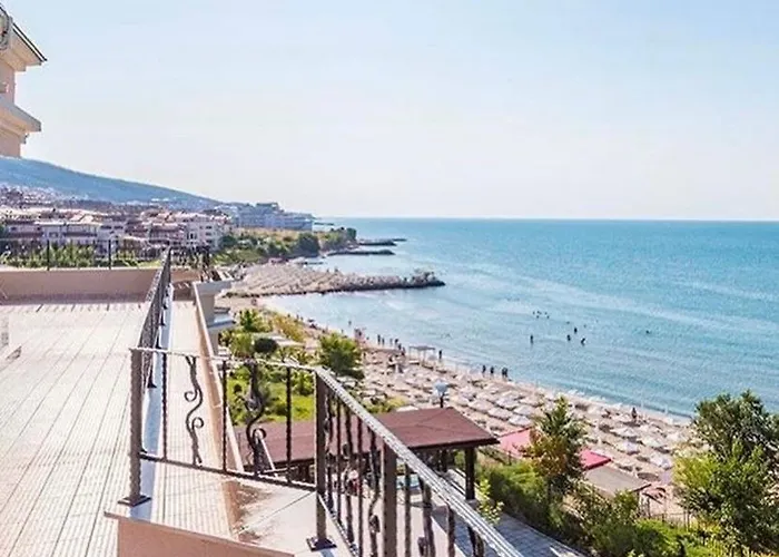 Sea View On The Sunny Апартамент Свети Влас